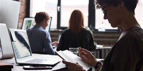 Scholarship Renewal Every Year: Mistakes That Stop Money